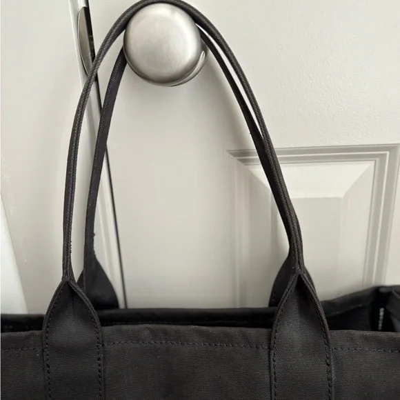 Marc Jacobs Black and White Canvas Tote Bag - Picture 3 of 10